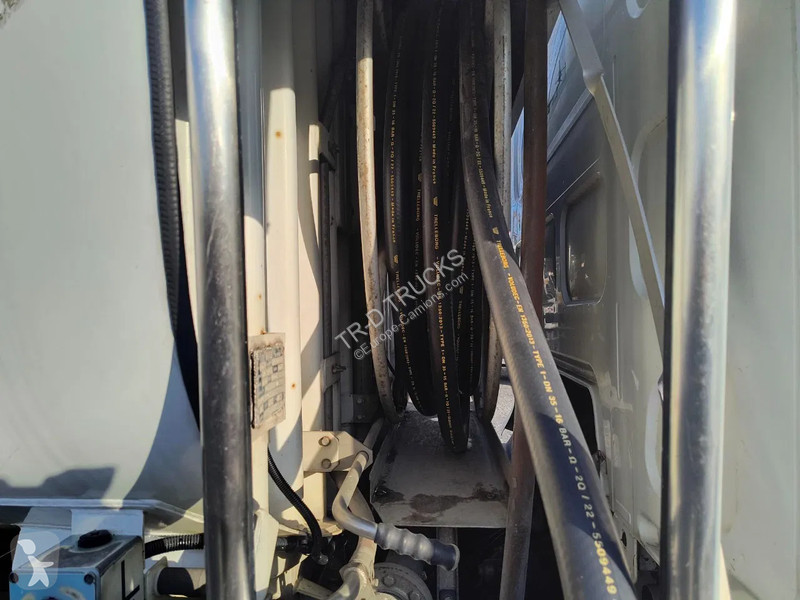 Camion Renault 210 CARBURANT / FUEL 10500L - 3...
