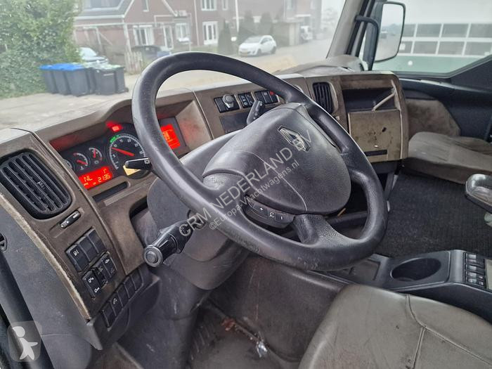 Camion Renault premium