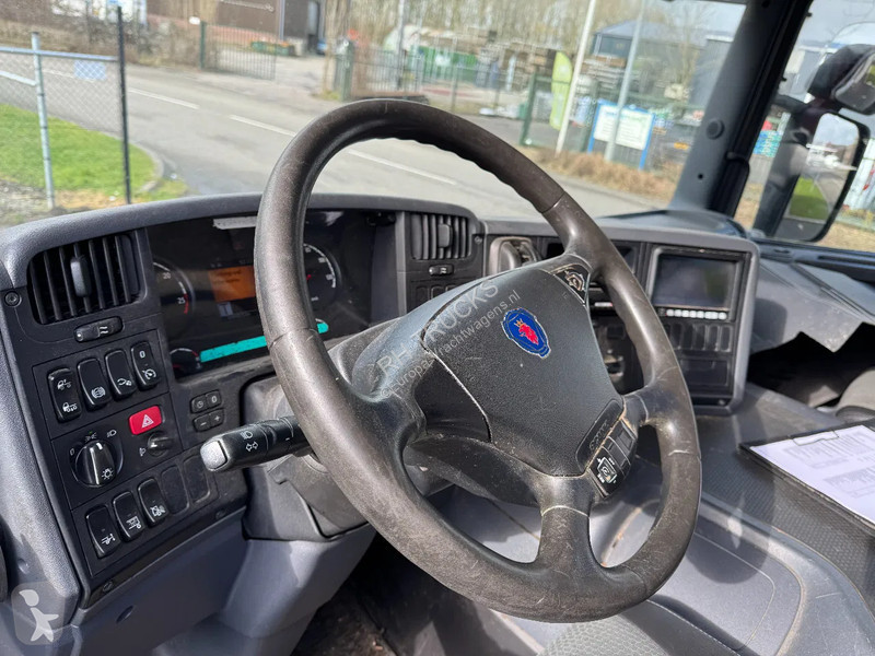 Camion Scania P230 4X2 - EURO 5 + DHOLNDIA LIFT