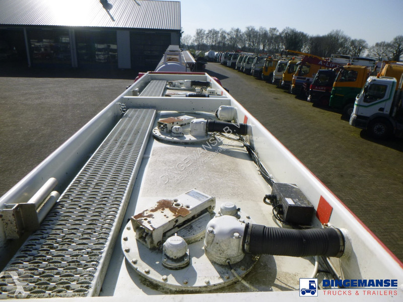Lastbil MAN TGS 6X2 RHD fuel tank 20 m3 / 4 comp