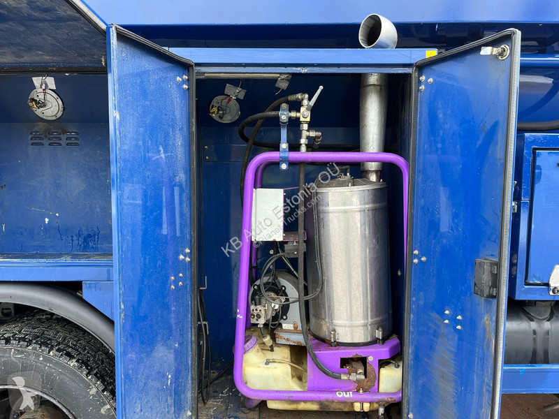 Kamion MAN 13.290 4x4 TANK 6500 l / VACUUM...