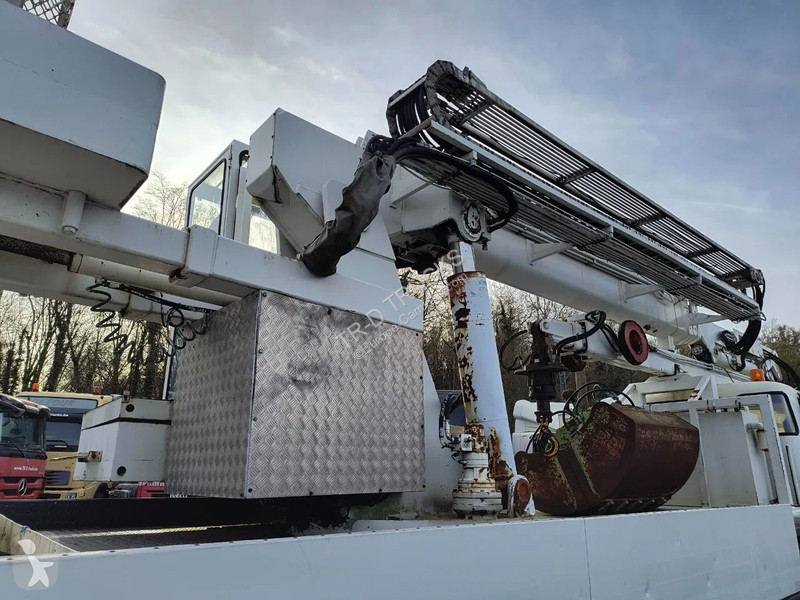 Macara Volvo NL12 420 6x4 CRANE 60T/M - VIDEOS...