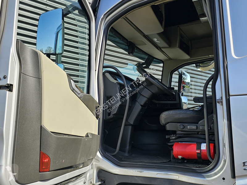 Camion Volvo / EFFER 525S / JIB 4S-HD / 8x4/4