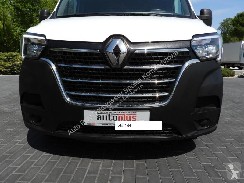 Camion Renault MASTER  KONTENER WINDA 8 PALET...