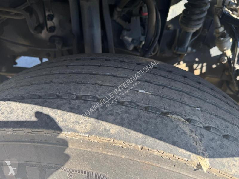 Kamion Renault 380 Gamme C