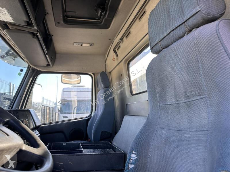 Camion Volvo 320