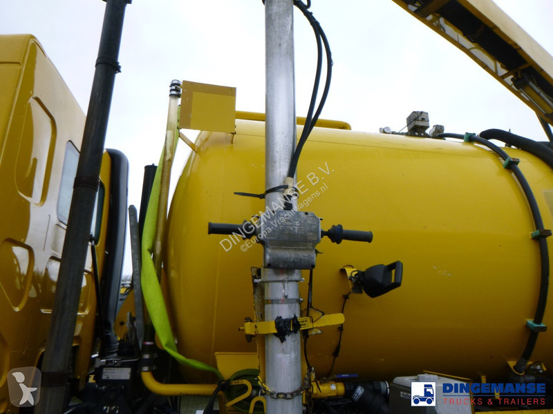 Vrachtwagen DAF 55220 4X2 Whale vacuum tank 8.1 m3