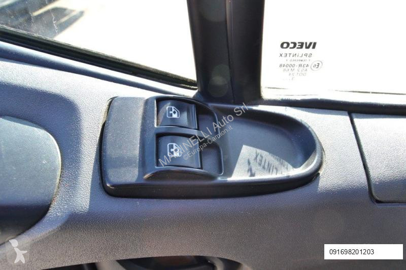 Veicolo commerciale Iveco 35C13