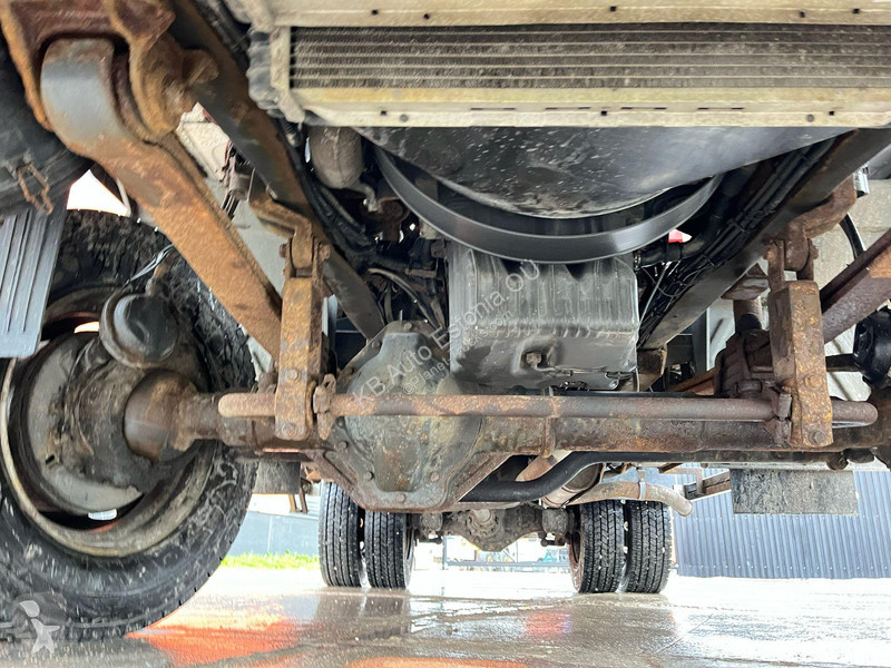 Kamion Mercedes 918 4x4 VERSALIFT VST-237-NF /...