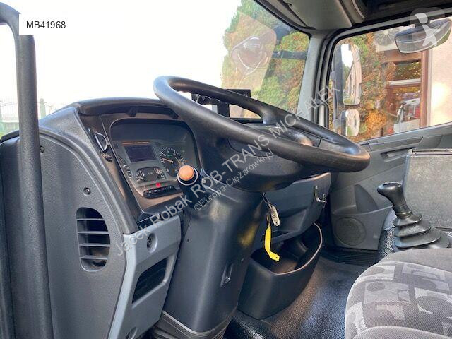 Camion Mercedes 818