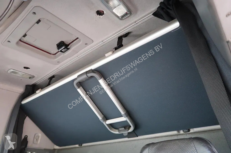 Kamion Volvo 520  - 8x4 R - Ketting systeem