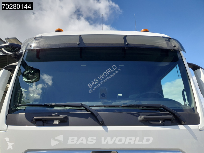 Camion MAN 35.520 8X4 Palfinger PK135.002 TEC 7...