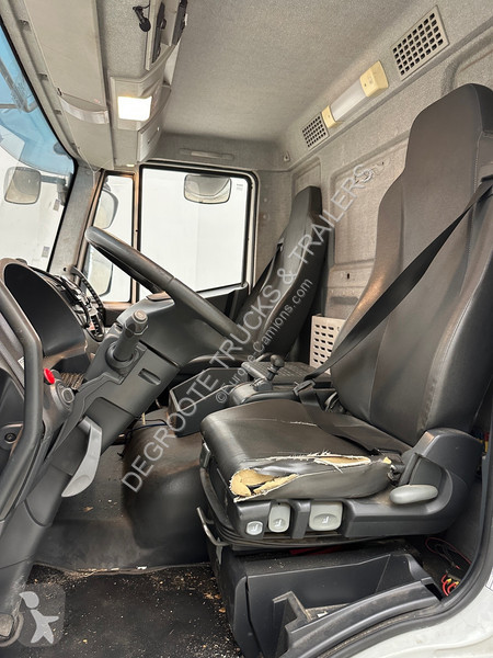 Camion Iveco 90E18 - service truck