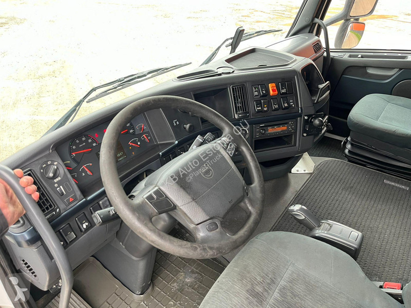 Camion Volvo 500 6x2 TANK 18300 l / 4000 + 5000...