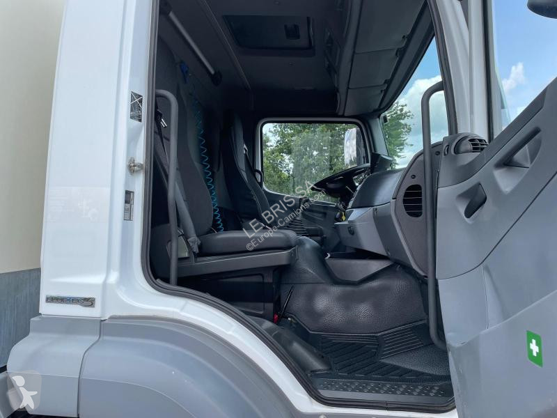 Lastbil Mercedes  AXOR 25.33