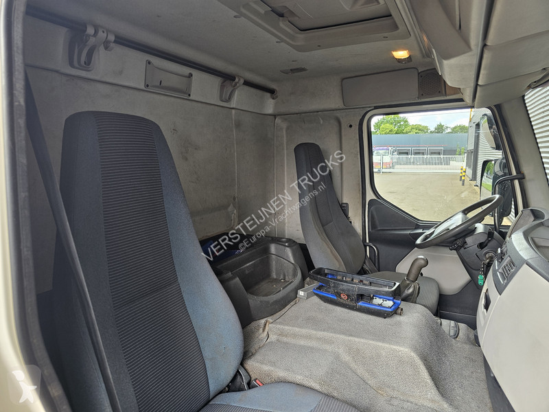 Camion Volvo 320 6X2R / 22 t/m KRAN / CRANE /...