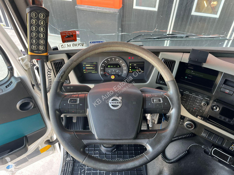 Camión Volvo 330 4x2 JOAB TL 8 AO C