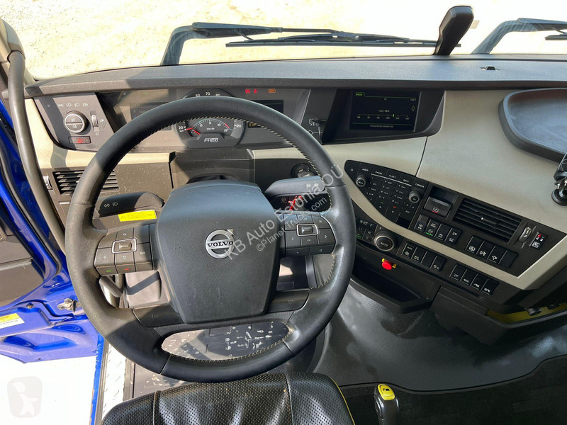 Kamion Volvo 750 6x4 RETARDER / TANDEM AXLE...