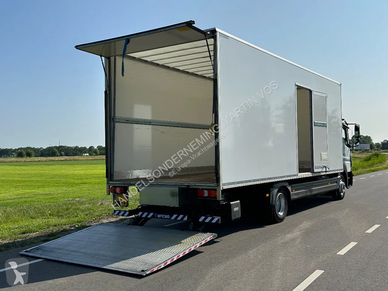 Kamion Mercedes 1018L EURO6. 2019