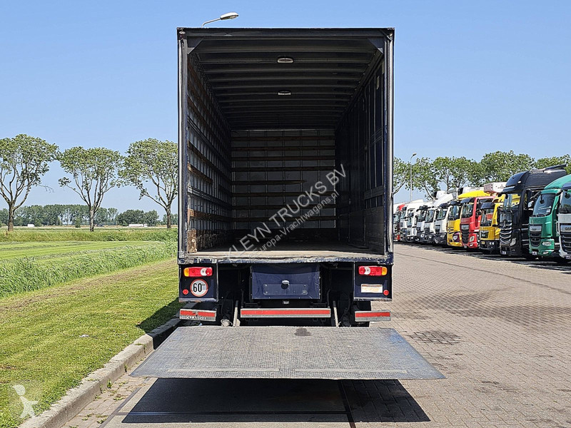 Camion DAF 260 RIGHT SIDE CURTAINS