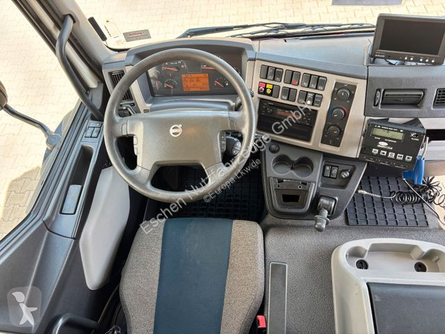Camion Volvo FL...