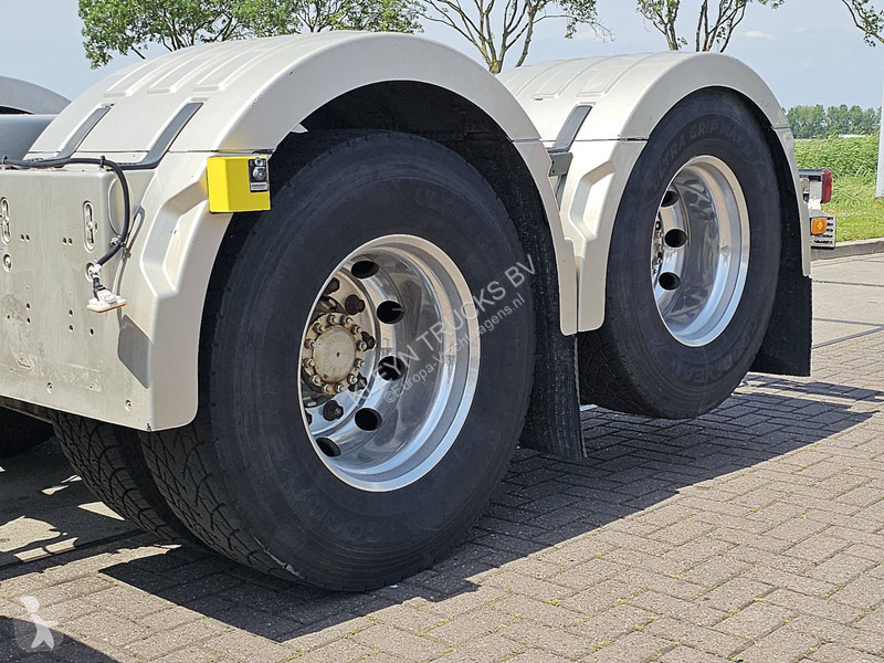 Lastbil Volvo 750 6X2 9T FA WB 430