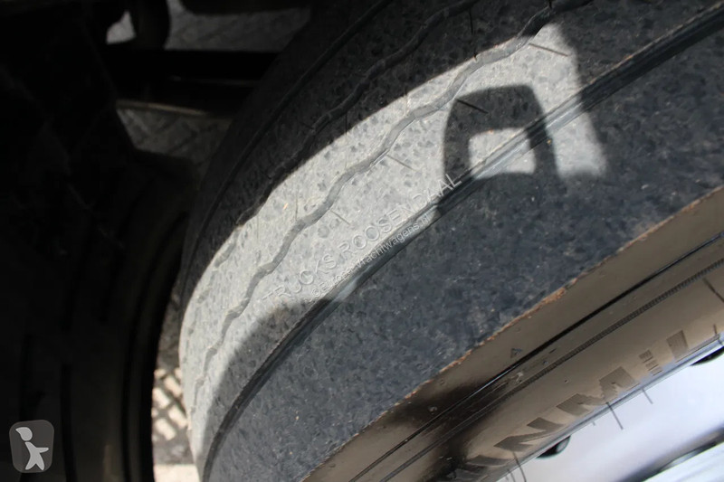 Vrachtwagen Volvo 280 + 19 T + LIFT + EURO 6 +...