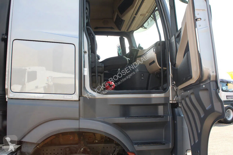 Camion Mercedes 2858 + PALFINGER Z15 (2022) + 6X4
