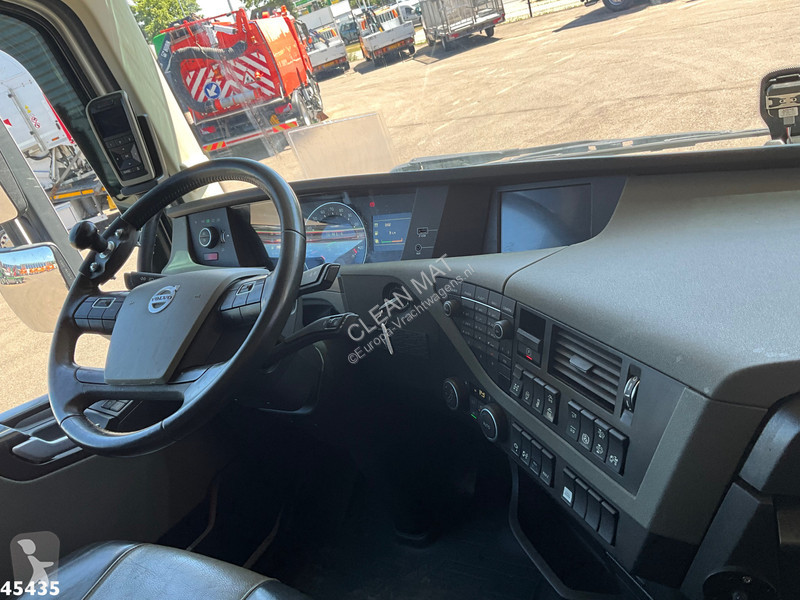 Kamion Volvo 8x4 Euro 6 Palfinger 92 Tonmeter...