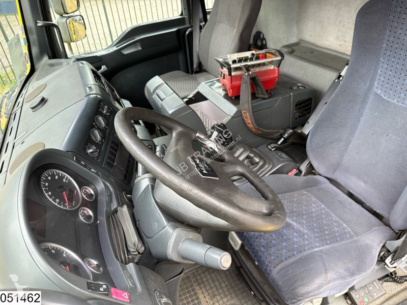 Kamion MAN 35 400 8x2, Handgeschakeld, Fassi,...