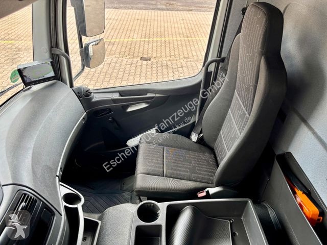 Camion Mercedes 1624 I 2,66m...