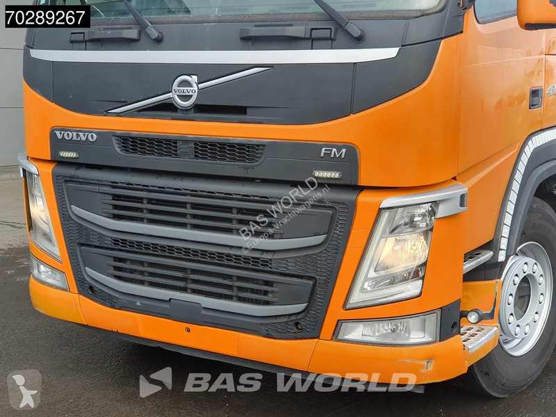 Kamion Volvo 420 6X2 Combi HMF 2120 K 4 Crane...