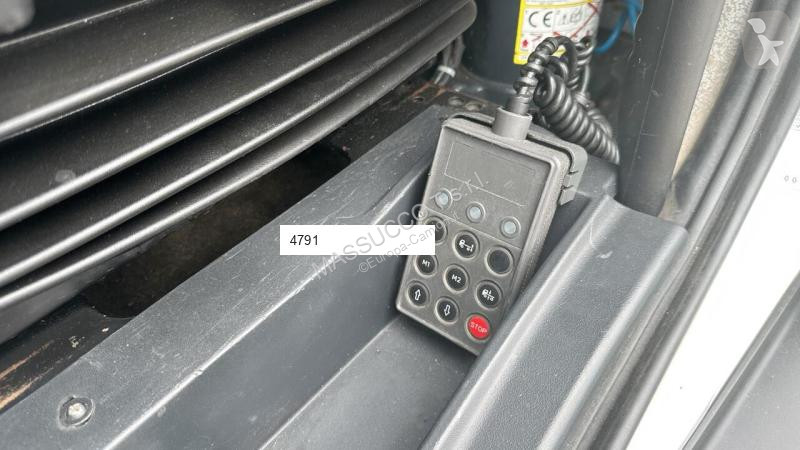 Kamion Iveco 460