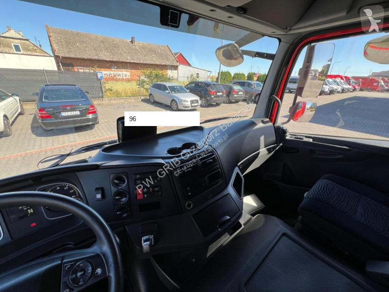 Camion Mercedes ATEGO 824 EURO 6 1.HAND...