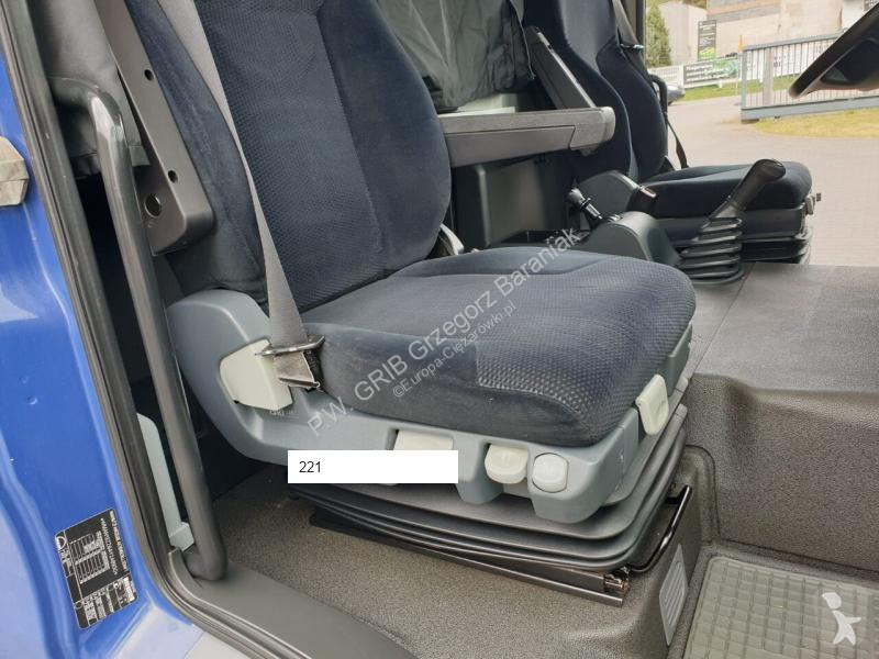Kamion MAN TGL 8.220 EURO 5 CONTAINER+LIFT