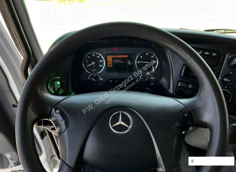 Kamion Mercedes 102-2