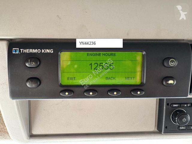 Lastbil Iveco 180E32 4x2 Schmitz / Thermo King...