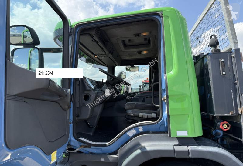 Lastbil Scania P94 DB