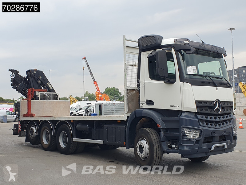 Camion Mercedes 3240 8X4 HIAB 211E-6 HIPRO...