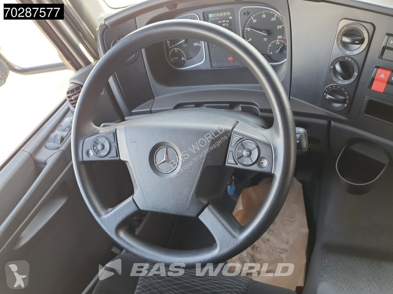 Kamion Mercedes 1527 4X2 15tonner LOW Mileage!...