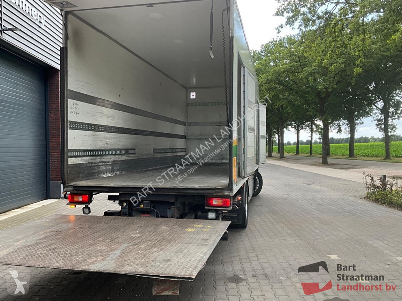 Camion Volvo FM 370 4x2 Euro 6 closed box truck...
