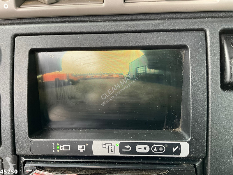 Camion DAF FAQ 85  410 8x2 Hiab 26 Ton...