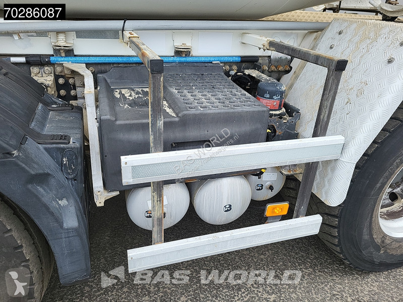 Camion Renault C 430 8X4 9m3 Schwing Stetter...