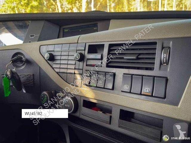Kamion Volvo PK 34002-SH