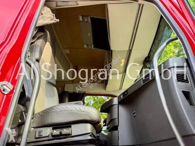 Camion Volvo 6X2/Meiller RS...