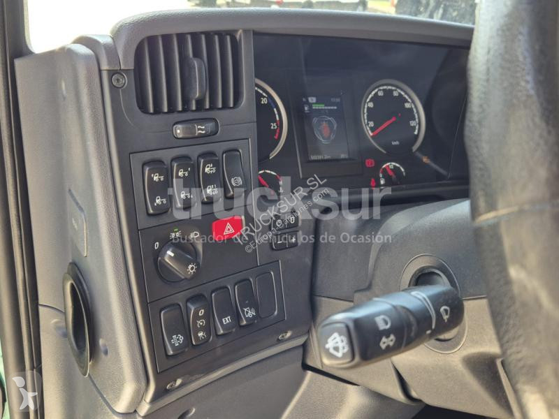 Camion Scania 320