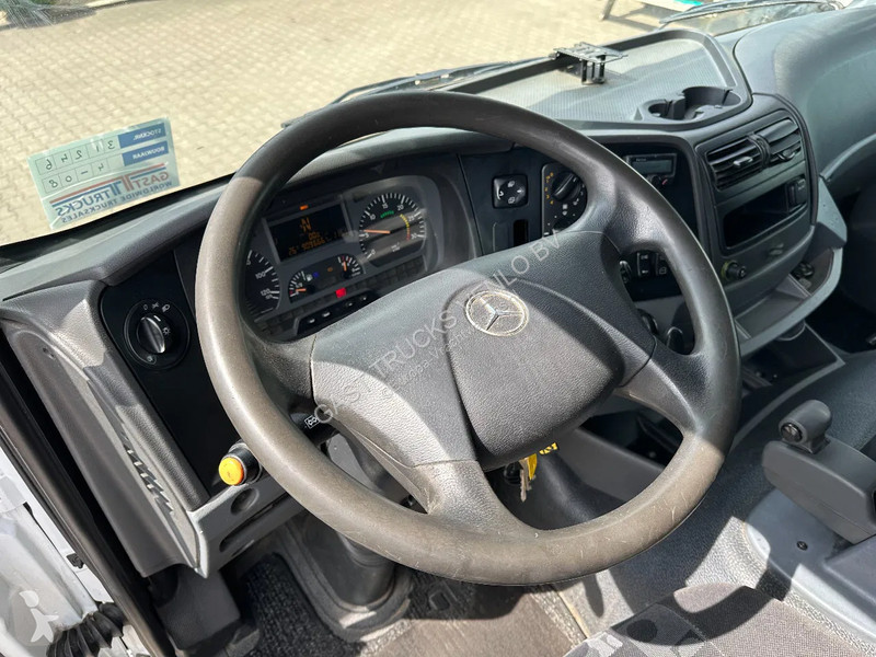 Camion Mercedes 1824 Closed Alu Box / 3000kg...