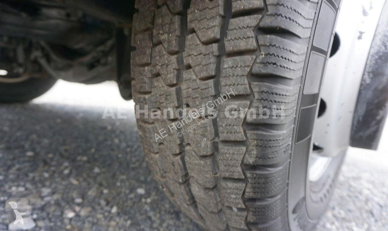 Trækker med sættevogn Iveco 65