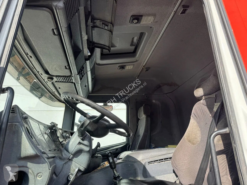 Vrachtwagen Scania P-310 4X2 EURO 2 COPMA 1530...