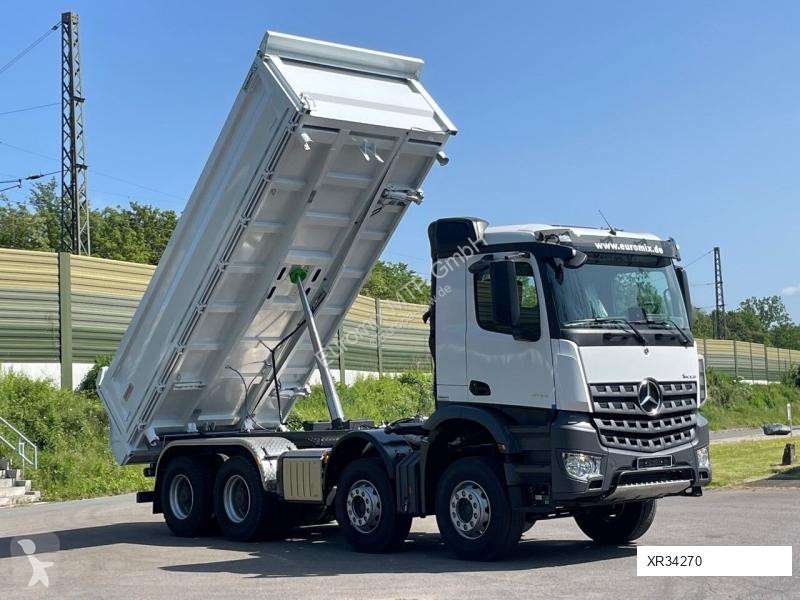 Kamion Mercedes EMK-3